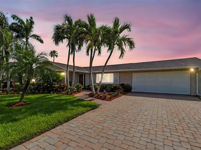 3003 W Vina Del Mar Blvd