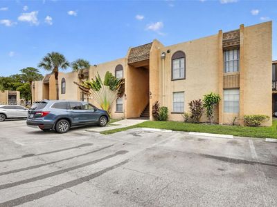 4241 NW 19th St APT 172