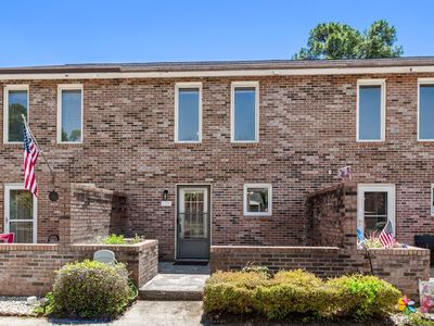 414 Garden Dr. #111-C