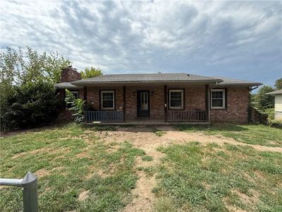 403 Montrey St