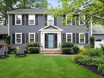 6 Blackhorse Ln