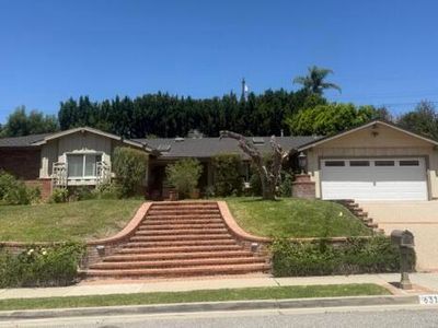 631 Camino Verde