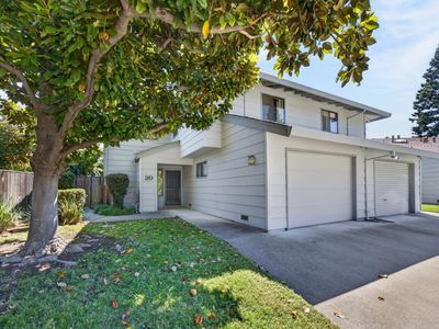Property at 30 Park Place Ct, Sacramento, CA