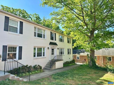 2412 Barracks Pl APT 3