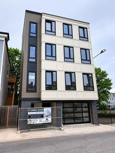 374 Athens St #1