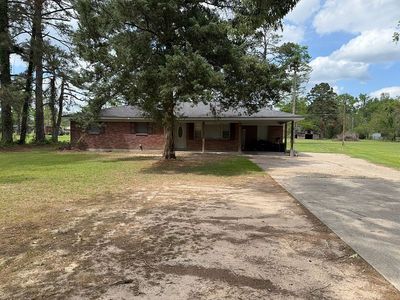 555 Rowland Rd