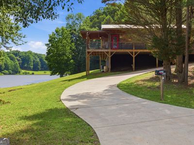 456 Oak Springs Rd