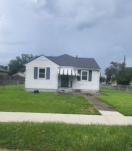 3179 Desaix Blvd