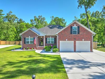 5547 Crescent View Dr