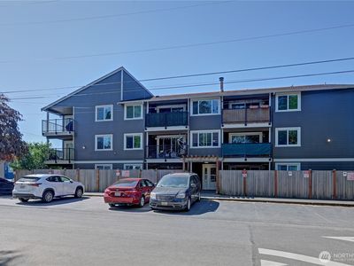 939 N 101st Street #302