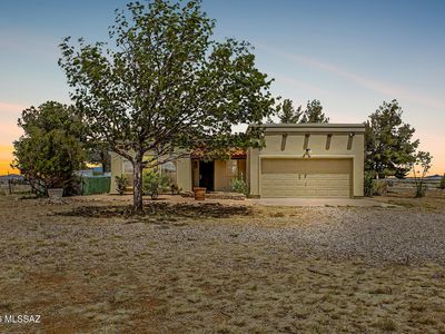 6 Buckskin Ln