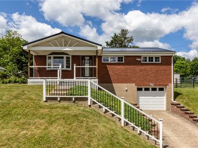 3405 E Stag Dr