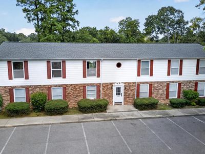 1010 Carriage Dr APT A