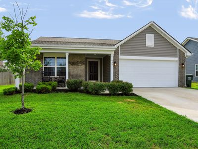 425 Thunderwood Dr