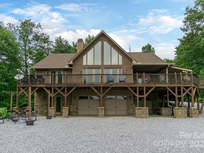 963 Lake Rd
