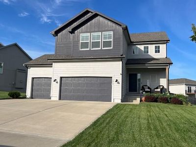 1912 SW Merryman Dr
