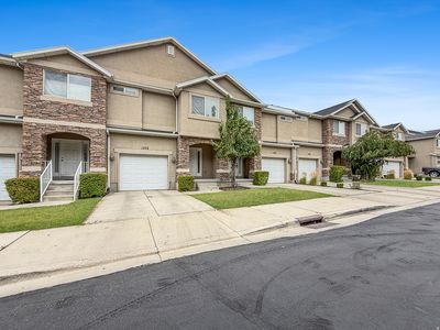 1202 S 1410 E