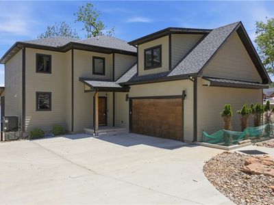 59 Lakeway Ln