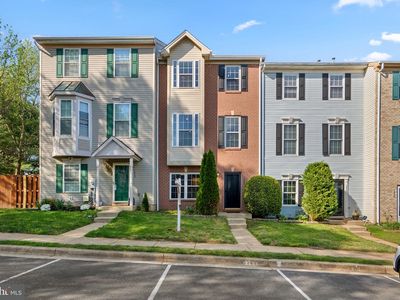 1304 Hill Born Dr