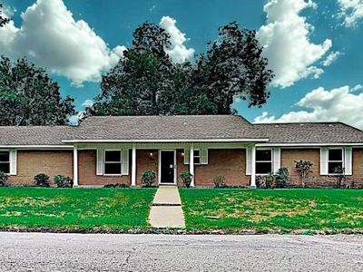 407 E County Line Rd