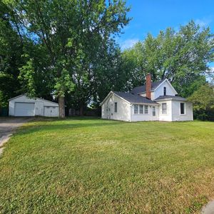 230 Lake Ave