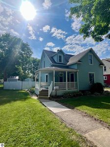 153 Allen Ave