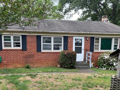 374 Locust Ln