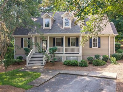 108 Mayfair Ct