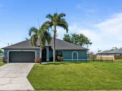 613 NW 14th Ter