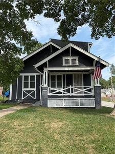 4947 Woodland Ave