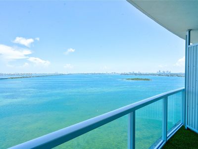 665 NE 25th St APT 2005