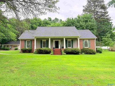 1014 Crestwood Dr