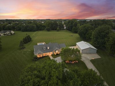 2360 Lewis Center Rd