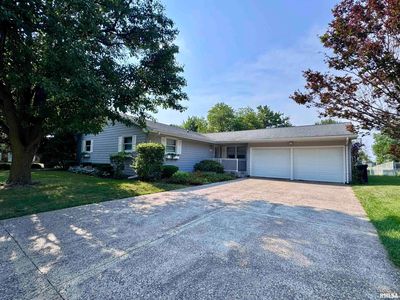 1307 Rebecca Ln