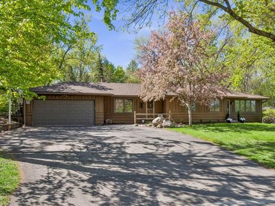 1105 Lakeview Dr