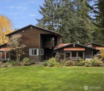 4914 182nd Avenue SW