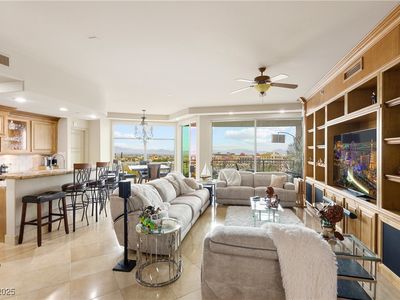 9101 Alta Dr UNIT 307