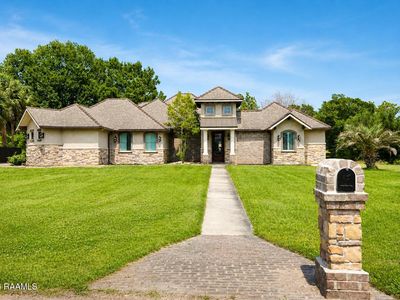 1008 Kern Dr