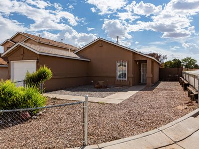 1335 Ojo Sarco St SW