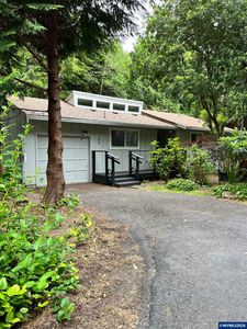 190 SW The Pines Dr