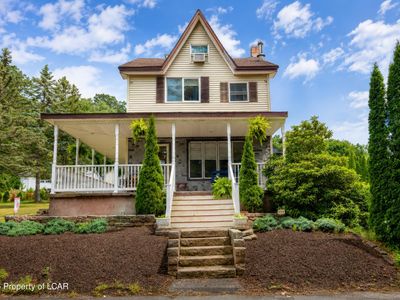 11 Bernhard Rd
