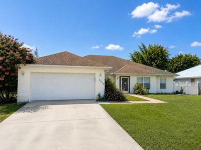 2017 SE Dranson Circle
