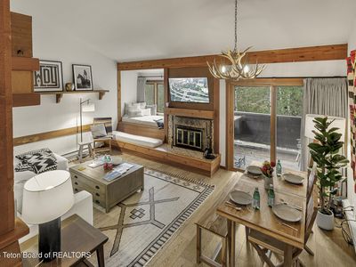 3900 S Lake Creek Dr #12-2-2