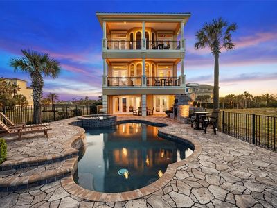 6 Hammock Beach Ct