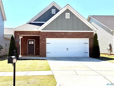 1033 Highgrove Hts
