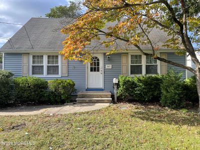 547 Oak Terrace