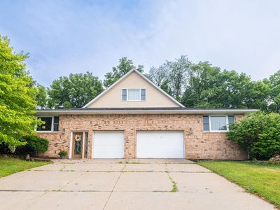 2424 Maywood Ave