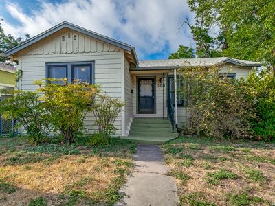 306 BAILEY AVE