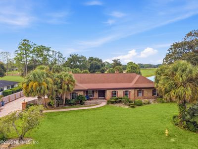 8202 HUNTERS GROVE Road