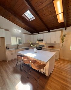 Property at 2515 Redwood Dr, Aptos, CA